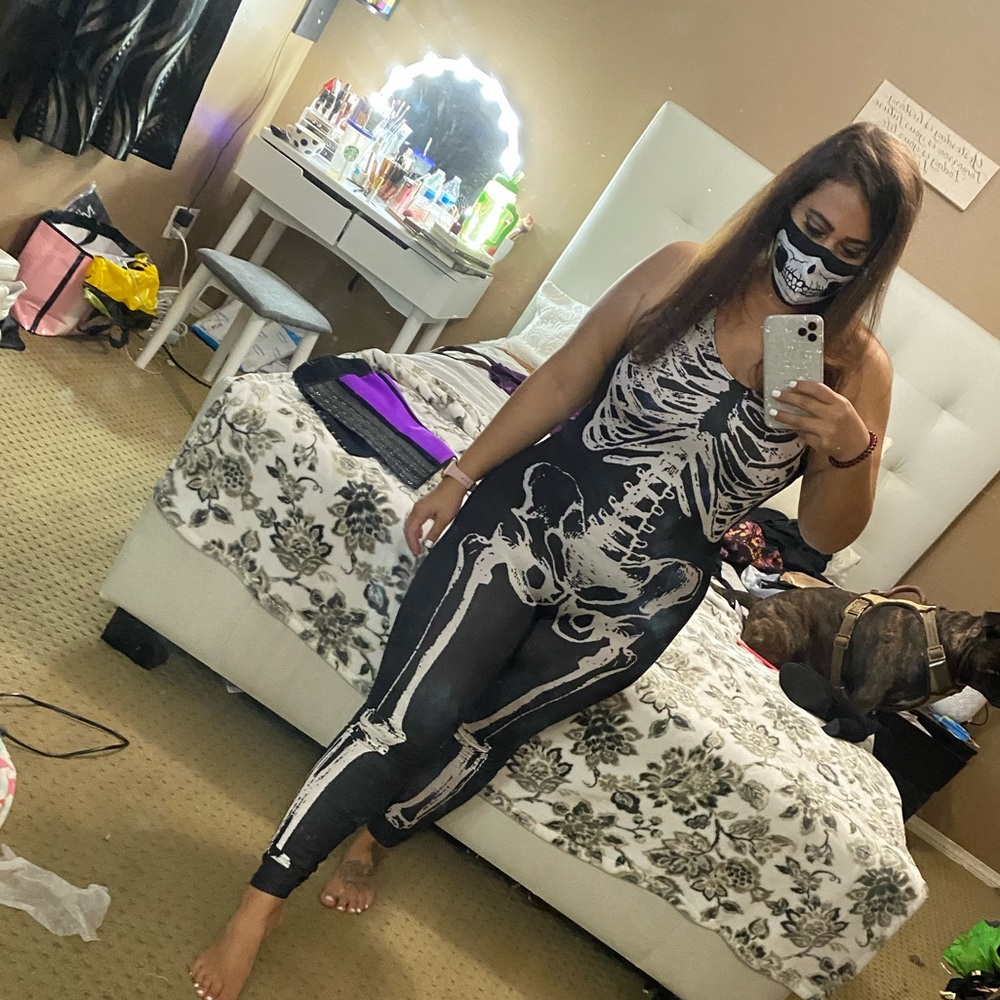 Skeleton Catsuit - Picture 3 of 5